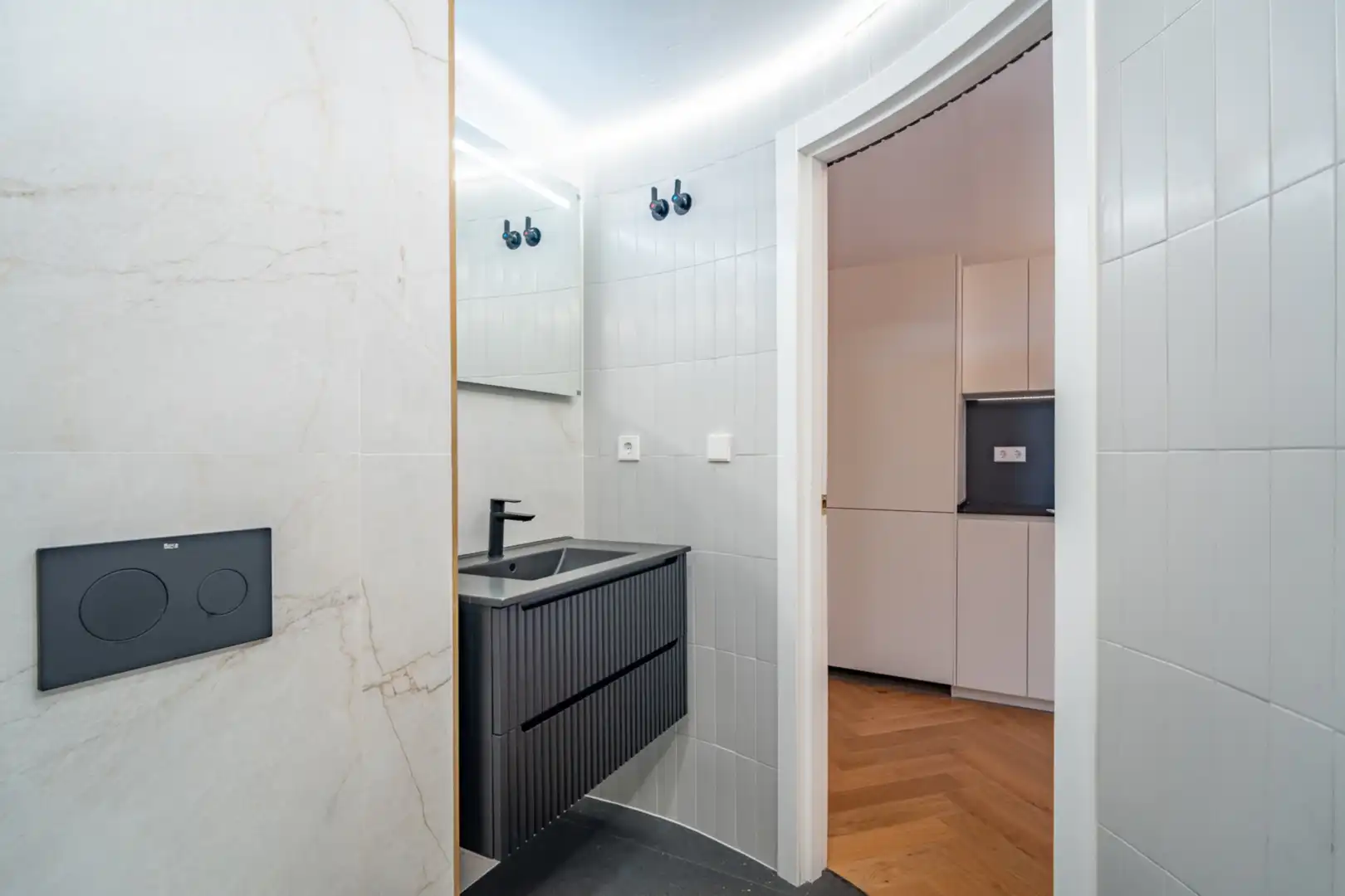 Bany de Apartament en venda en Málaga amb Jardí privat, Piscina i Piscina comunitària