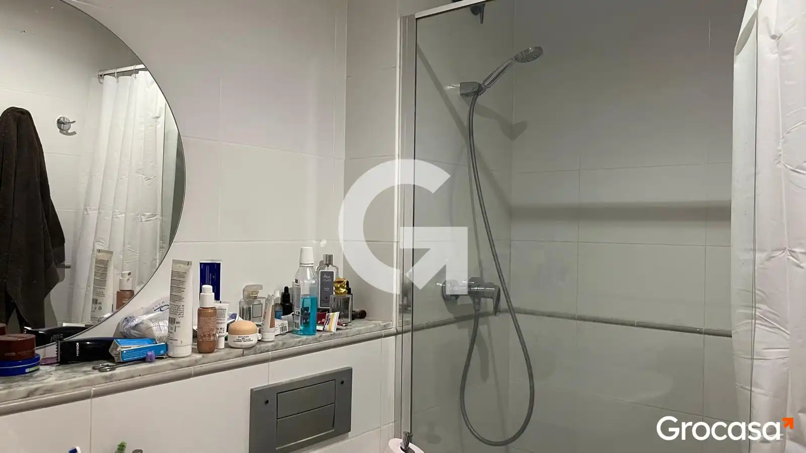 Baño de Piso en venta en Sant Feliu de Llobregat con Aire acondicionado, Horno y Lavadora