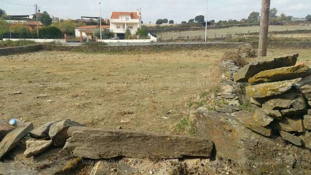 Terreno residencial en Venta en RECUEROS, 11 en Robleda