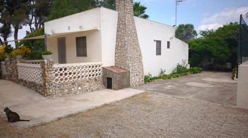 Finca rústica con casa y piscina