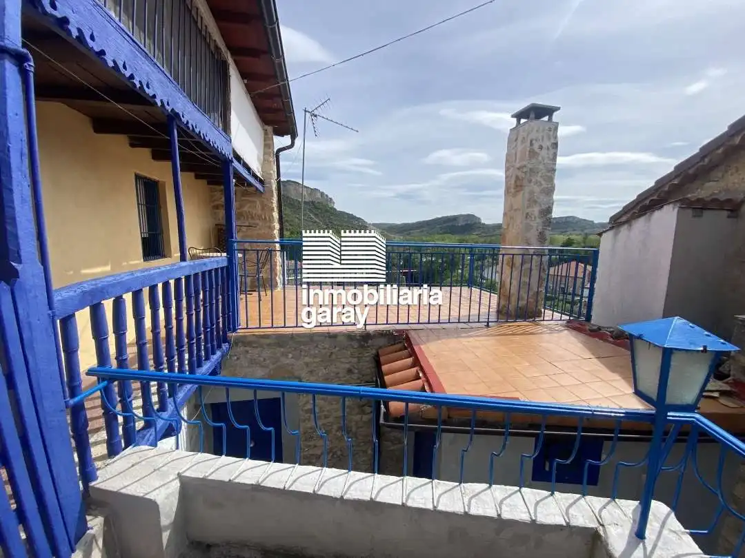 Terraza de Casa o chalet en venta en Valle de Valdebezana con Calefacción y Amueblado