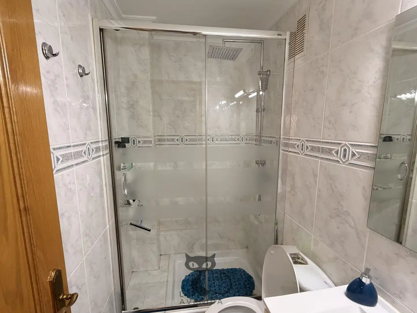 Badezimmer von Wohnungen zum Verkauf in Valencia mit Klimaanlage, Terrasse und Balkon