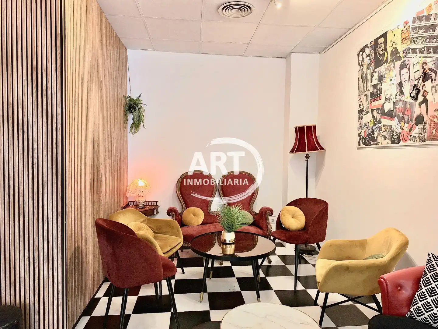 Commercial properties for sale in Bétera  with Air Conditioner and Furnished