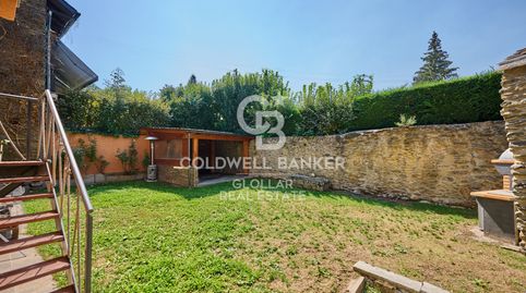 Casa en Queixans con dos viviendas y jardín privado, imatge 4