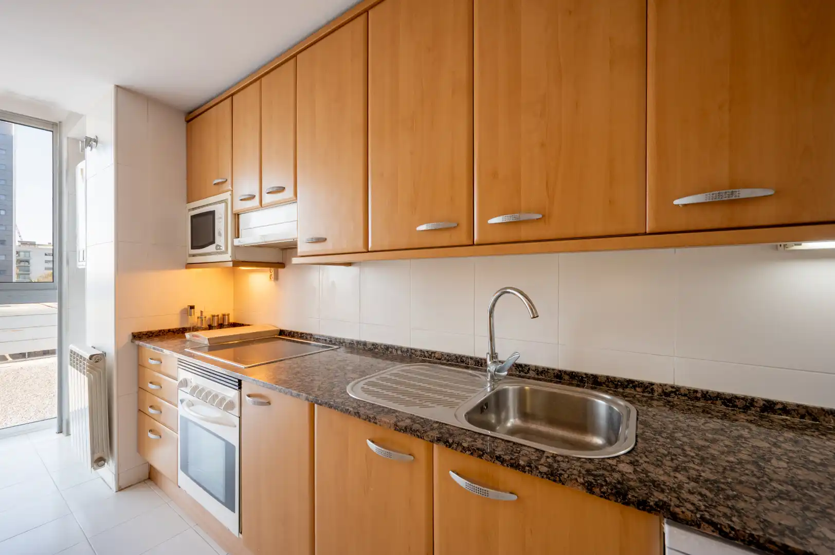 Cocina de Piso en venta en Barcelona con Aire acondicionado, Calefacción y Terraza