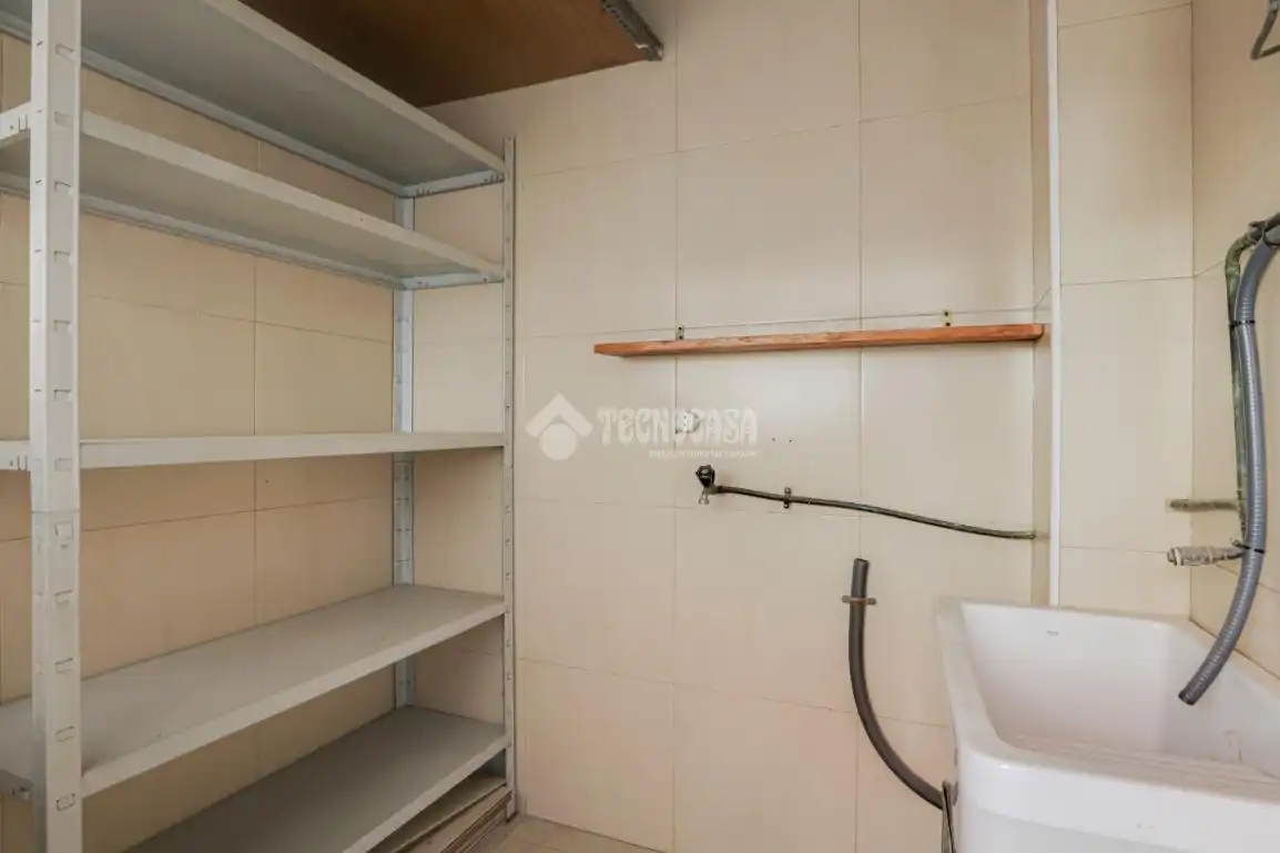 Baño de Casa adosada en venta en Montcada i Reixac con Calefacción y Balcón