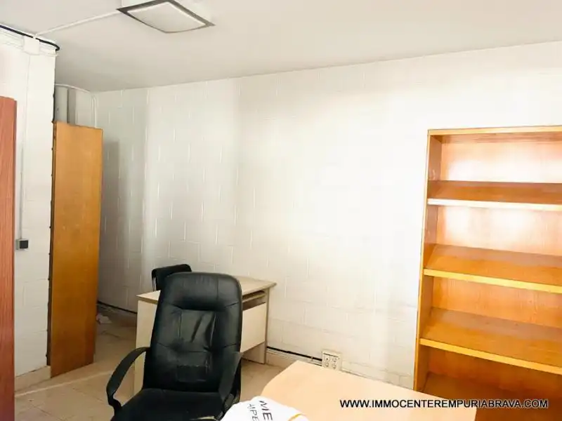 Oficina en venta en Sils