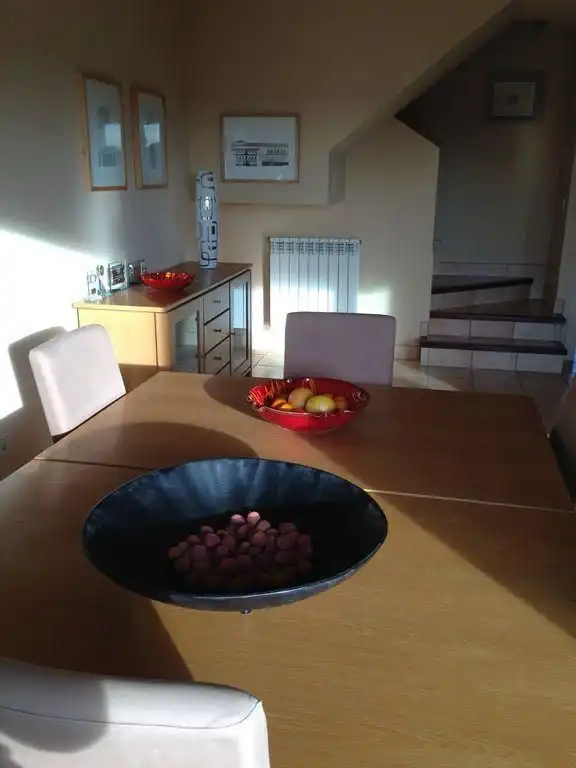 Comedor de Dúplex en venta en Navata con Calefacción, Trastero y Piscina comunitaria