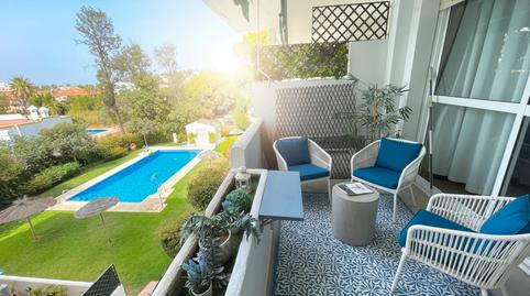 Foto 2 de Pis en venda a Calle Higueral de Artola, Cabopino - Artola, Málaga