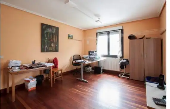 Casa adosada en venda en Donostia - San Sebastián  amb Jardí privat i Terrassa