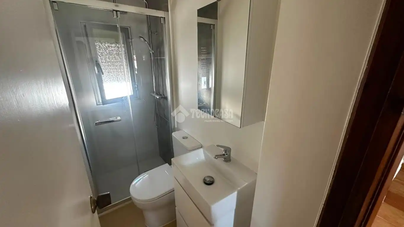 Bathroom of Flat for sale in Marbella