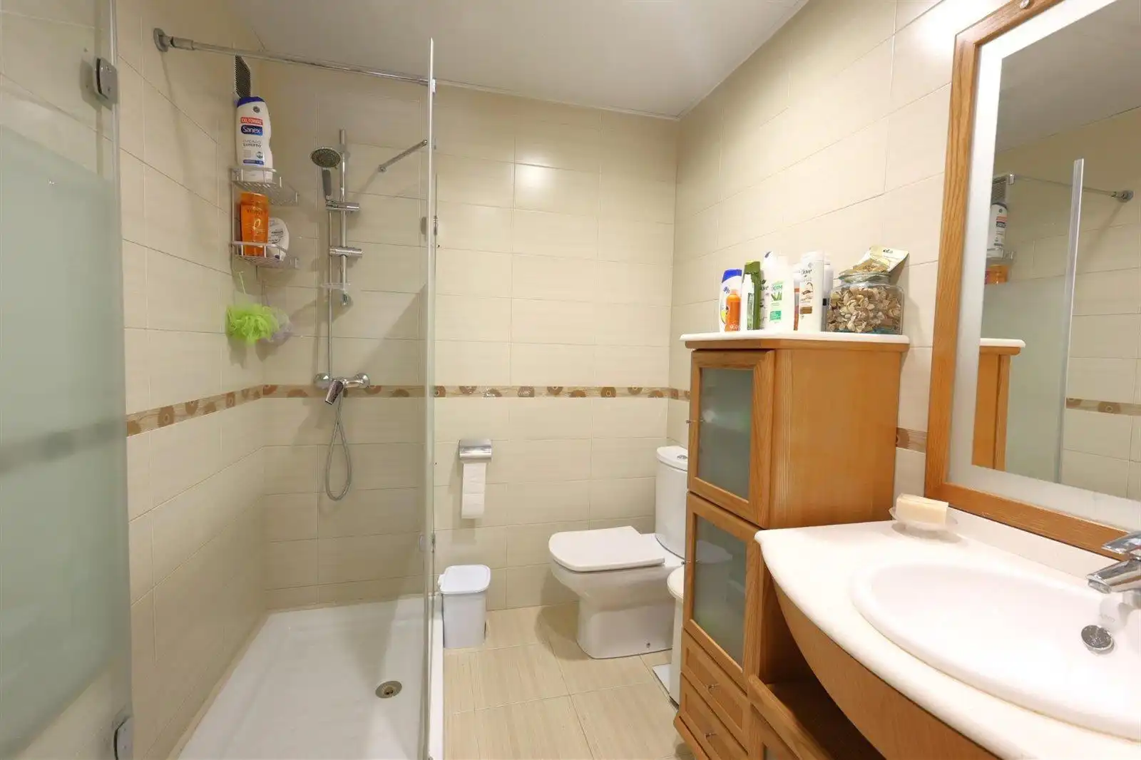 Badezimmer von Wohnung zum Verkauf in El Vendrell mit Klimaanlage, Heizung und Terrasse