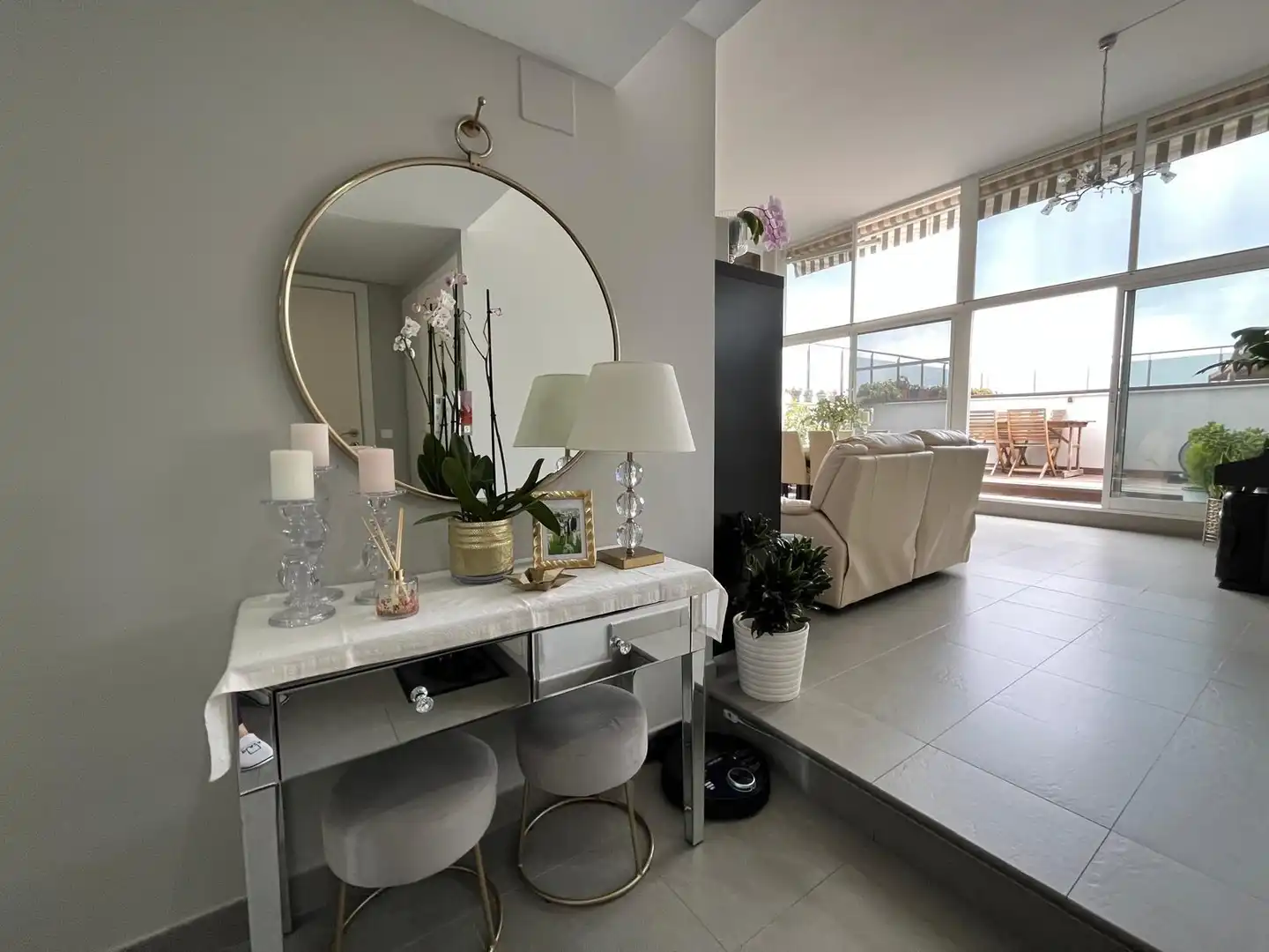 Sala d'estar de Àtic en venda en Villajoyosa / La Vila Joiosa amb Aire condicionat, Jardí privat i Terrassa