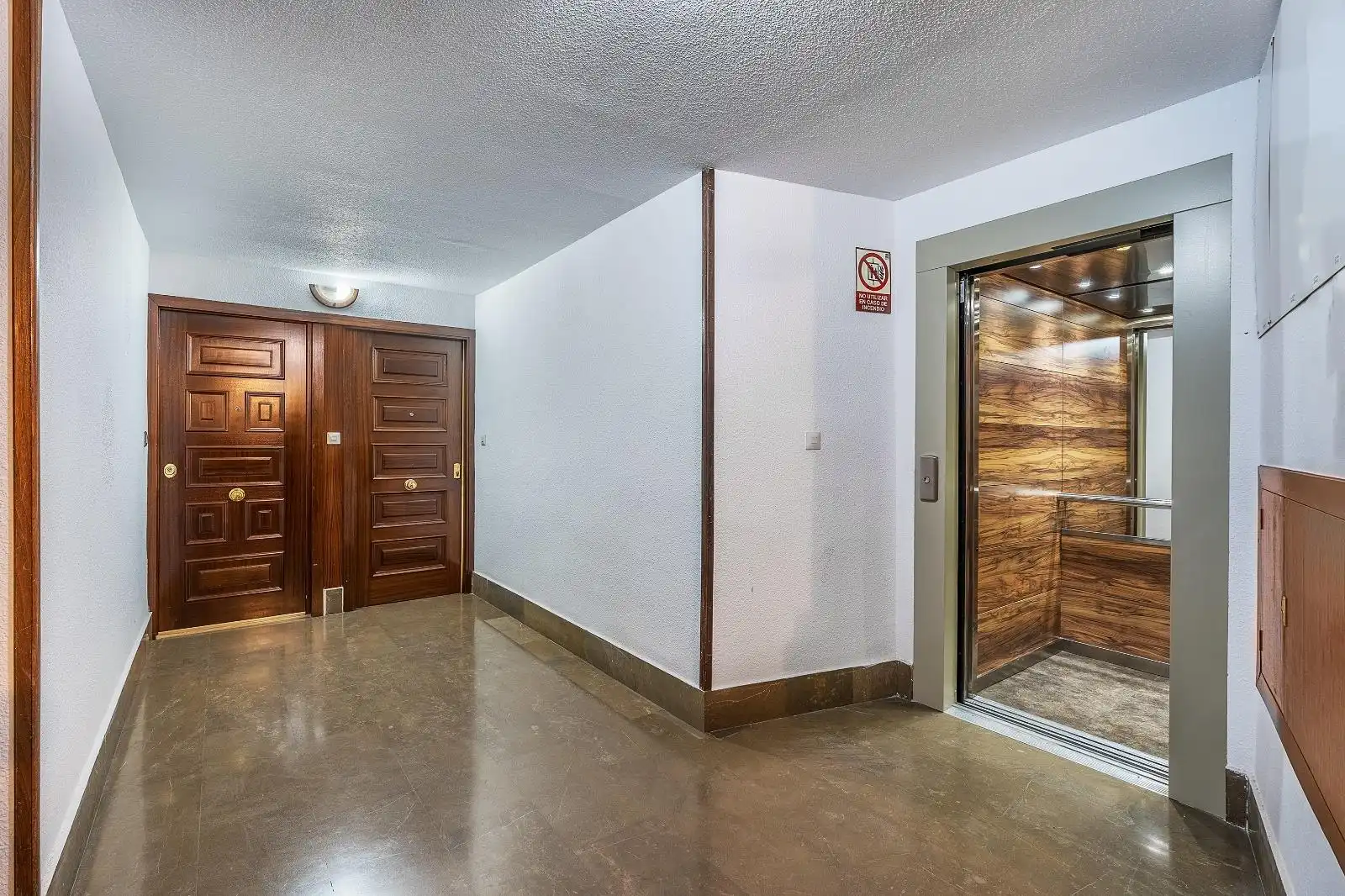 Flat for sale in Granada  with Heating