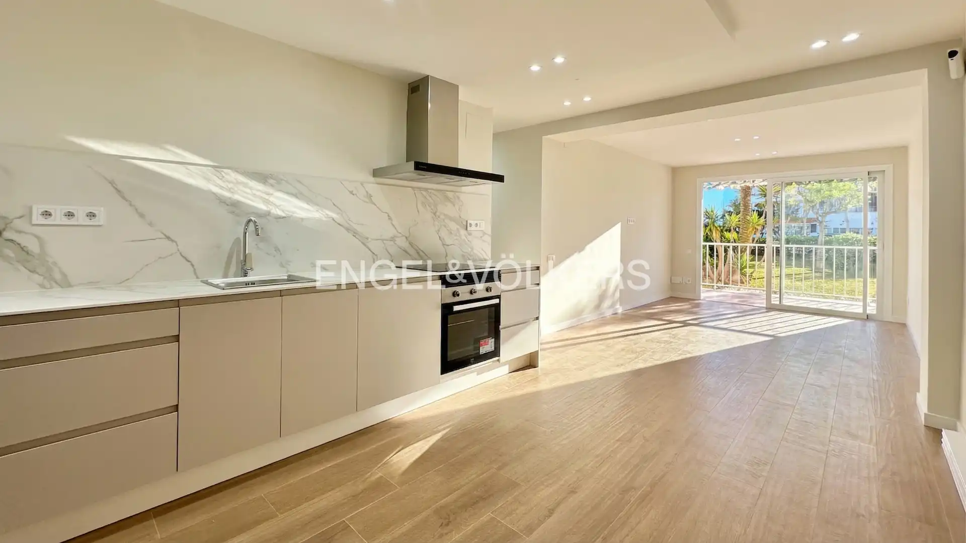 Cocina de Planta baja en venta en Vila-seca con Parquet, Balcón y Alarma