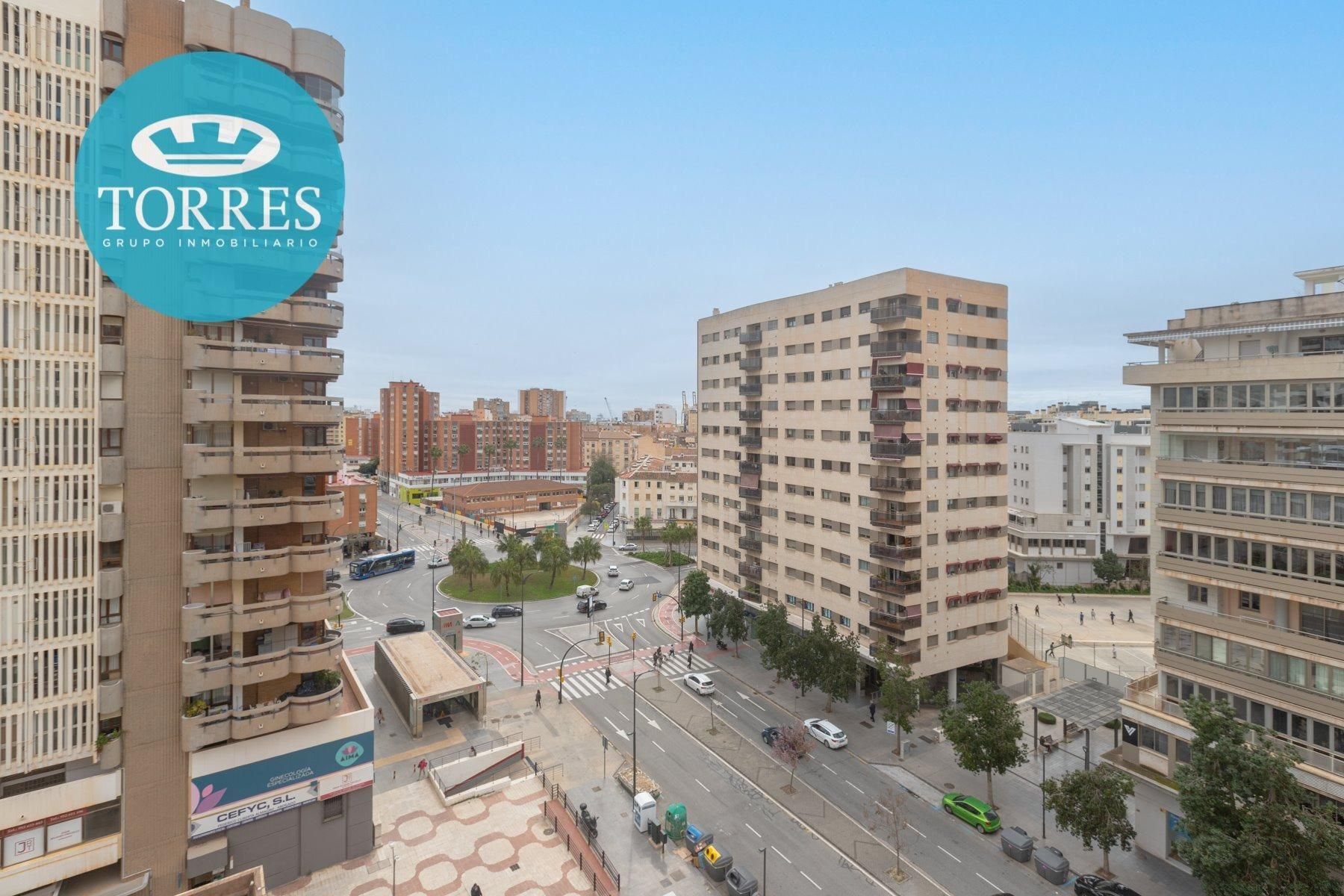 Exterior view of Flat for sale in Málaga Capital  with Air Conditioner, Terrace and Storage room