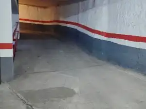 Aparcament amb ascensor en venda a Calle de las Fuentes
