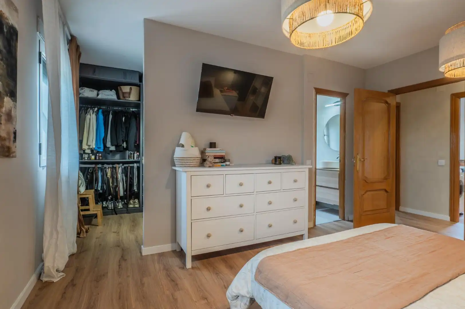 Habitación de Casa o chalet en venta en Yeles con Aire acondicionado, Calefacción y Jardín privado