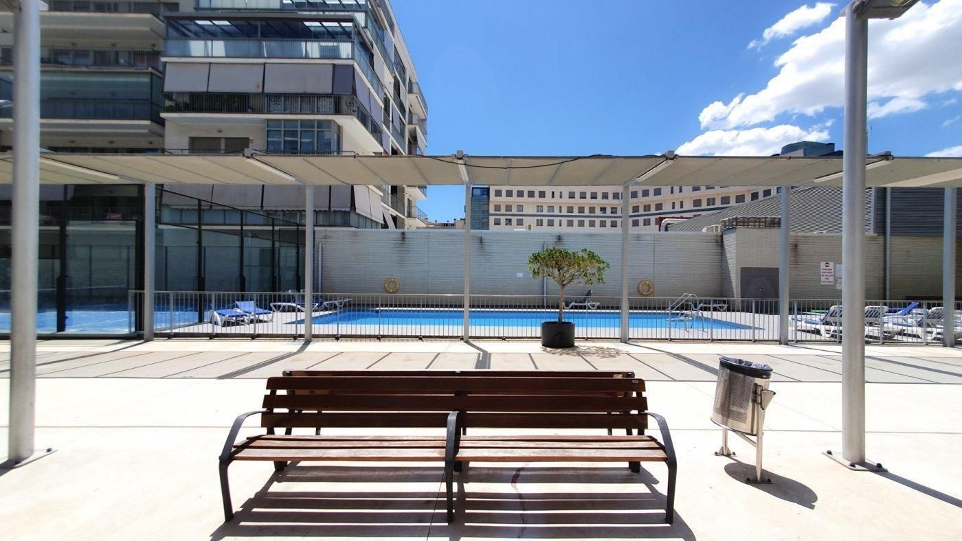 Swimming pool of Flat for sale in Elche / Elx  with Air Conditioner, Heating and Terrace