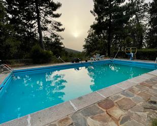 Piscina de Casa o xalet en venda en Navamorcuende amb Aire condicionat, Calefacció i Jardí privat