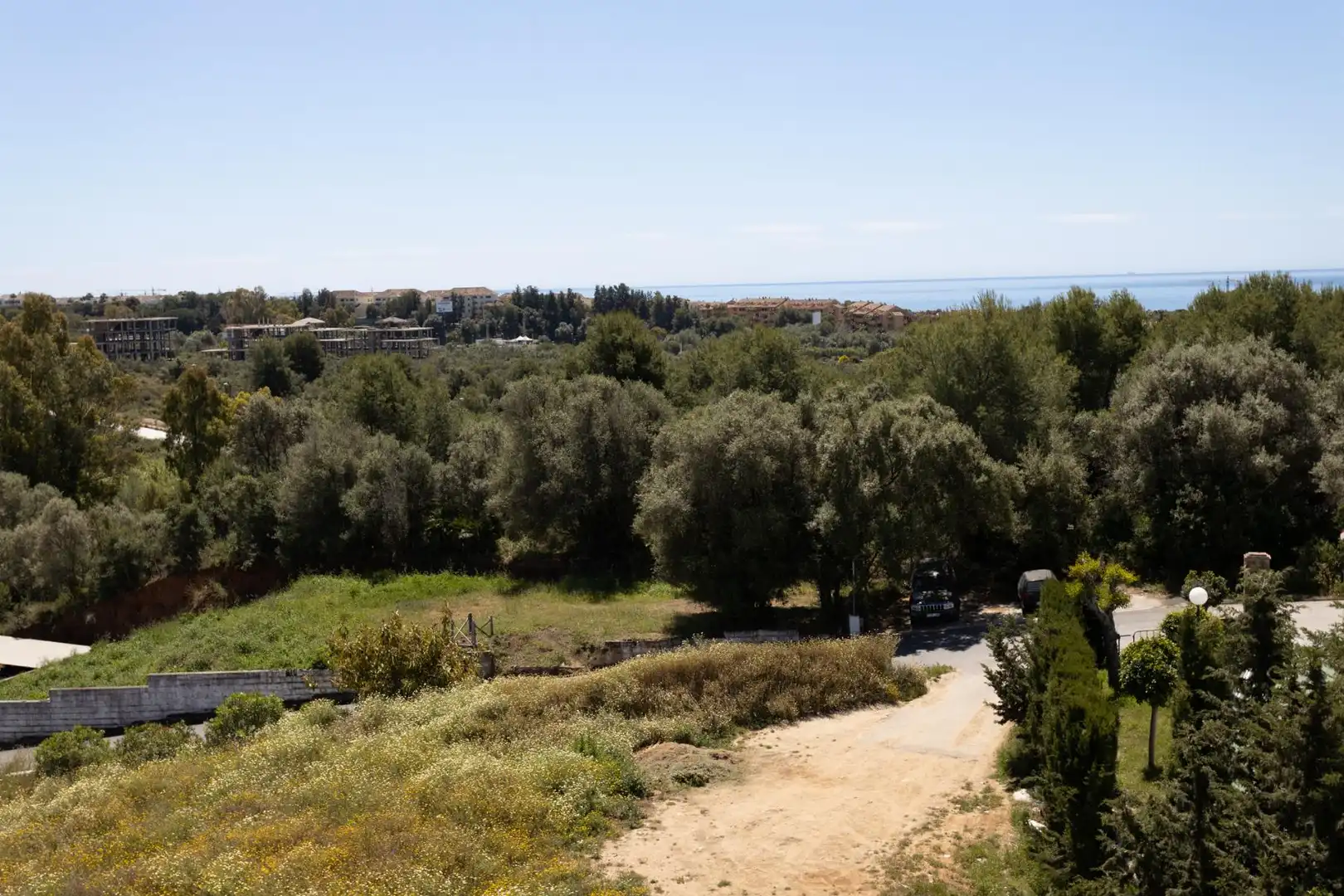 Wohnung zum Verkauf in Marbella mit Klimaanlage, Terrasse und Balkon