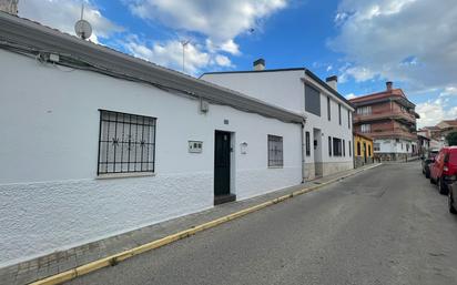 Vista exterior de Casa o xalet en venda en Loeches amb Terrassa