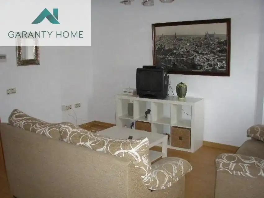 Sala de estar de Piso de alquiler en Málaga con Aire acondicionado, Calefacción y Jardín privado