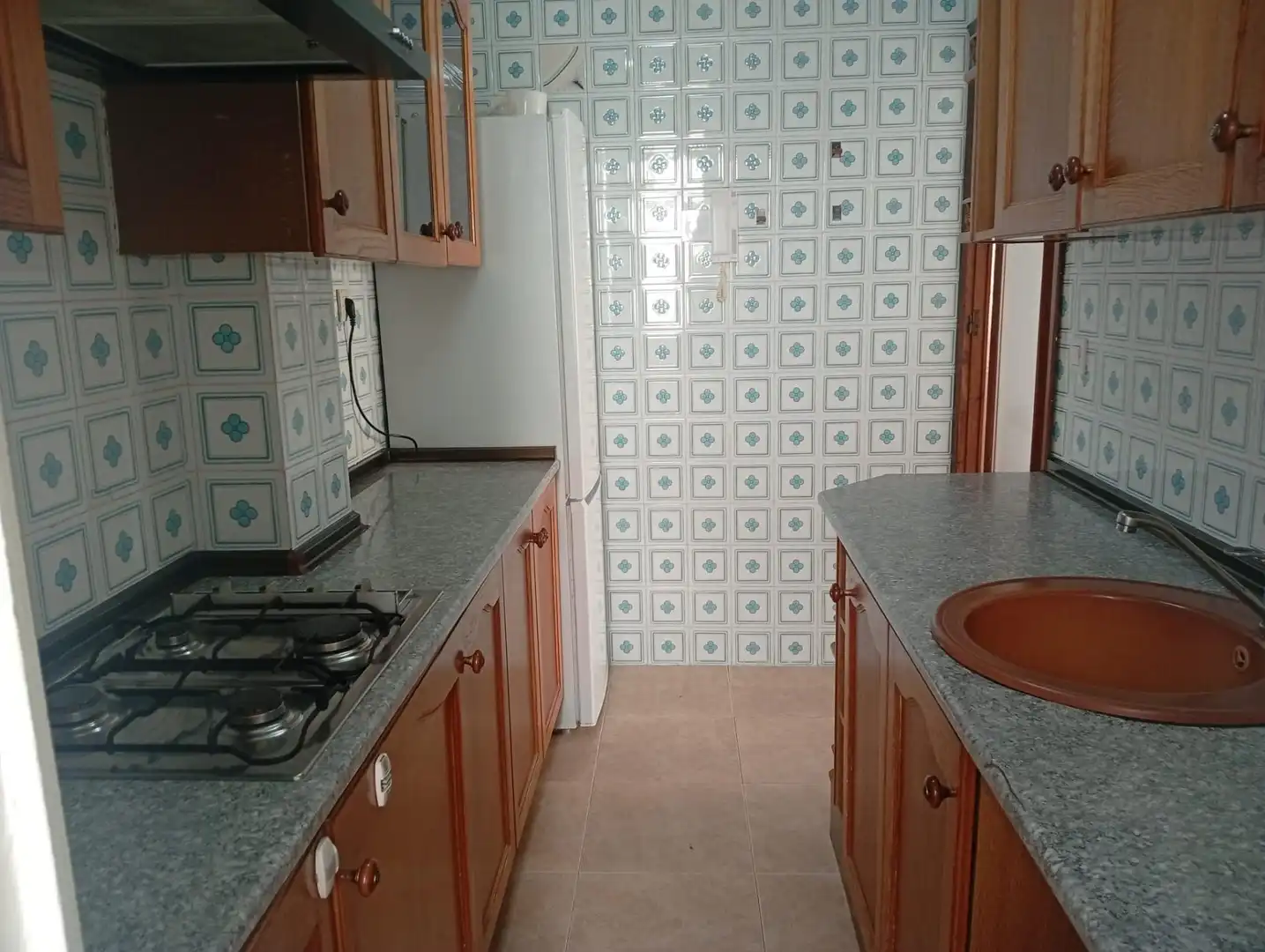 Kitchen of Flat for sale in Alcalá de Guadaira  with Air Conditioner and Storage room