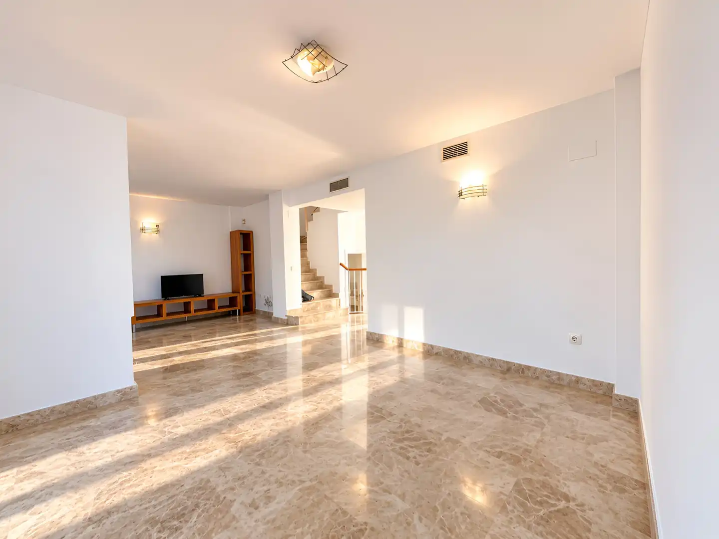Adosado con piscina en venta en Nueva Andalucía, imagen 5