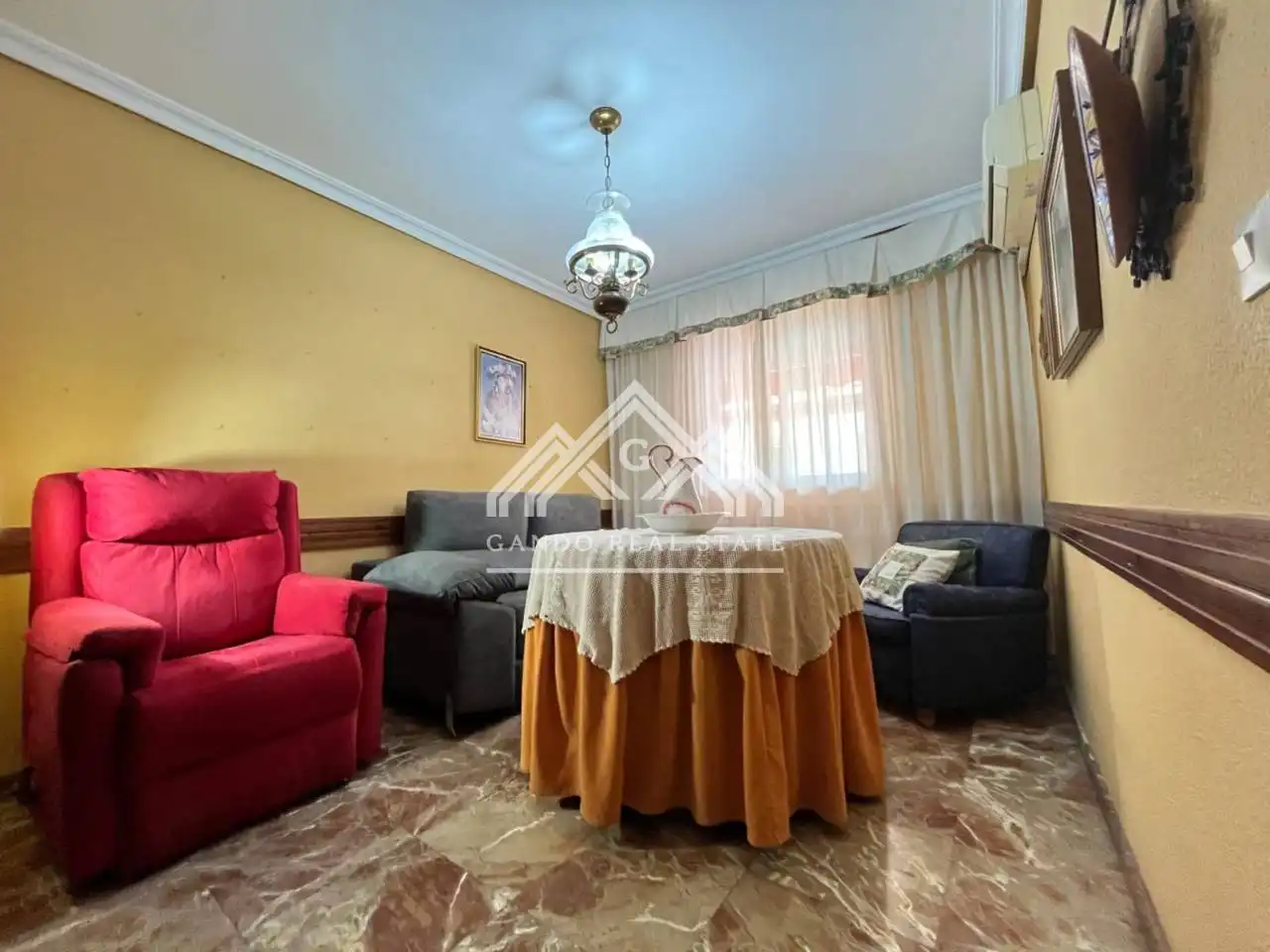 Sala d'estar de Pis en venda en Dos Hermanas amb Terrassa