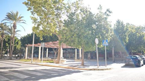 Foto 4 de Casa adosada en venda a Calle Pablo Neruda, Plaza de la Luz, Almería