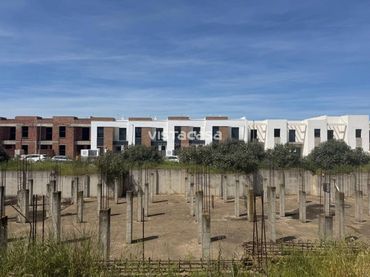 Residential land for sale in Avenida Alcalá de Guadaira