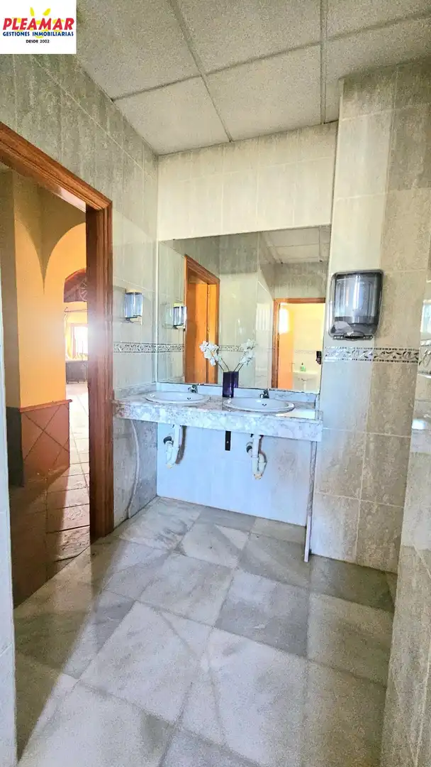 Local comercial en venda a Las Tres Piedras - Costa Ballena, imagen 8