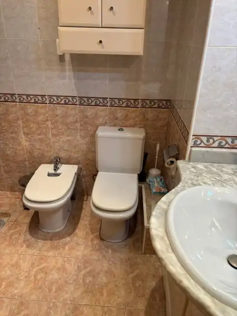 Baño de Piso en venta en Mataró con Aire acondicionado, Calefacción y Horno