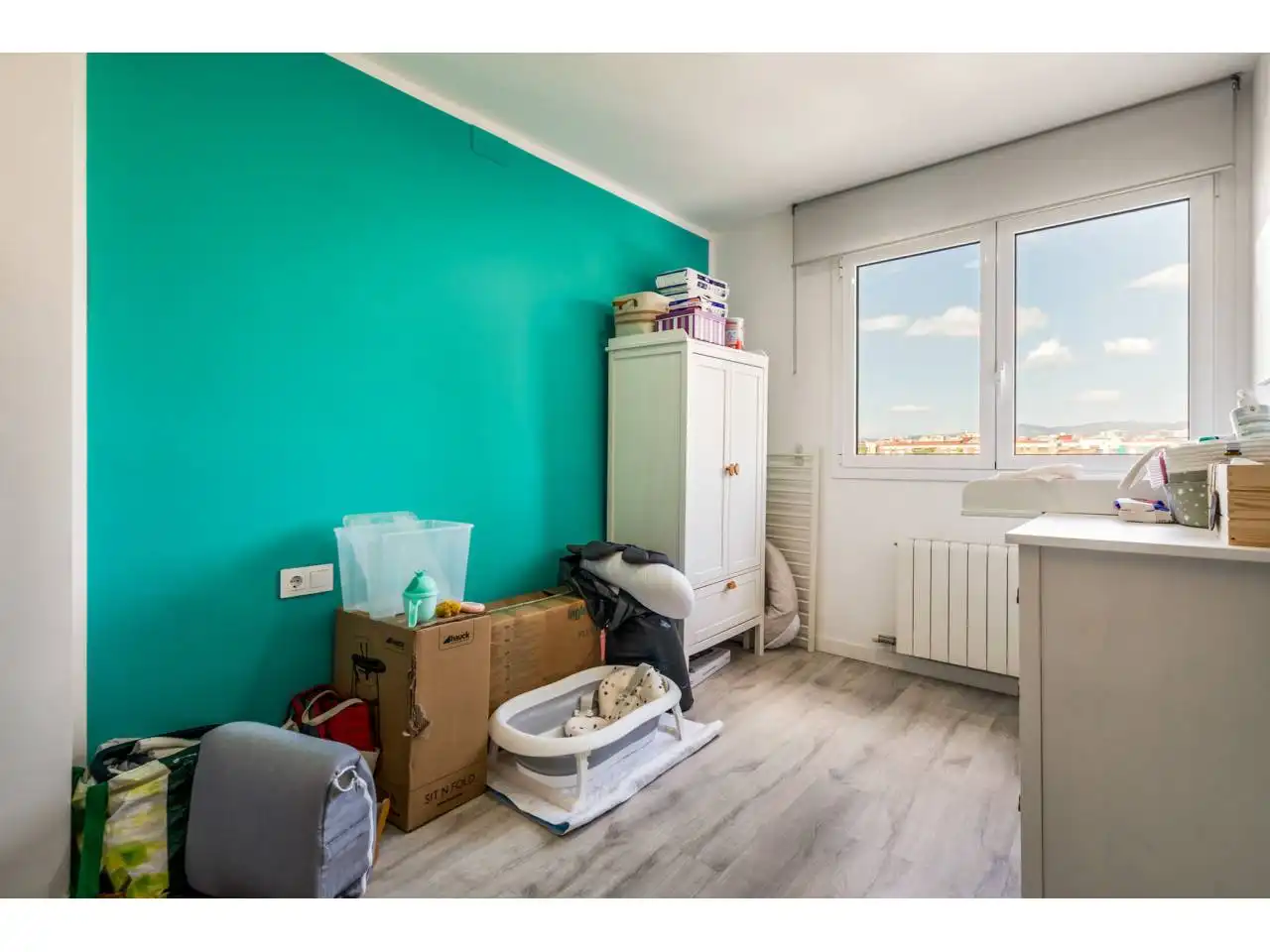 Habitación de Piso en venta en Sabadell con Aire acondicionado, Calefacción y Balcón