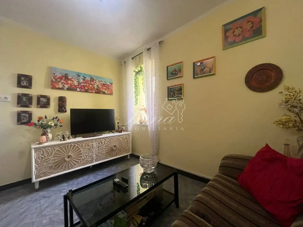 Sala de estar de Casa adosada en venta en El Paso con Jardín privado