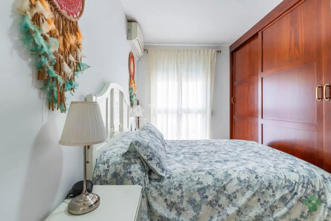 Dormitori de Casa adosada en venda en Puerto Real amb Terrassa