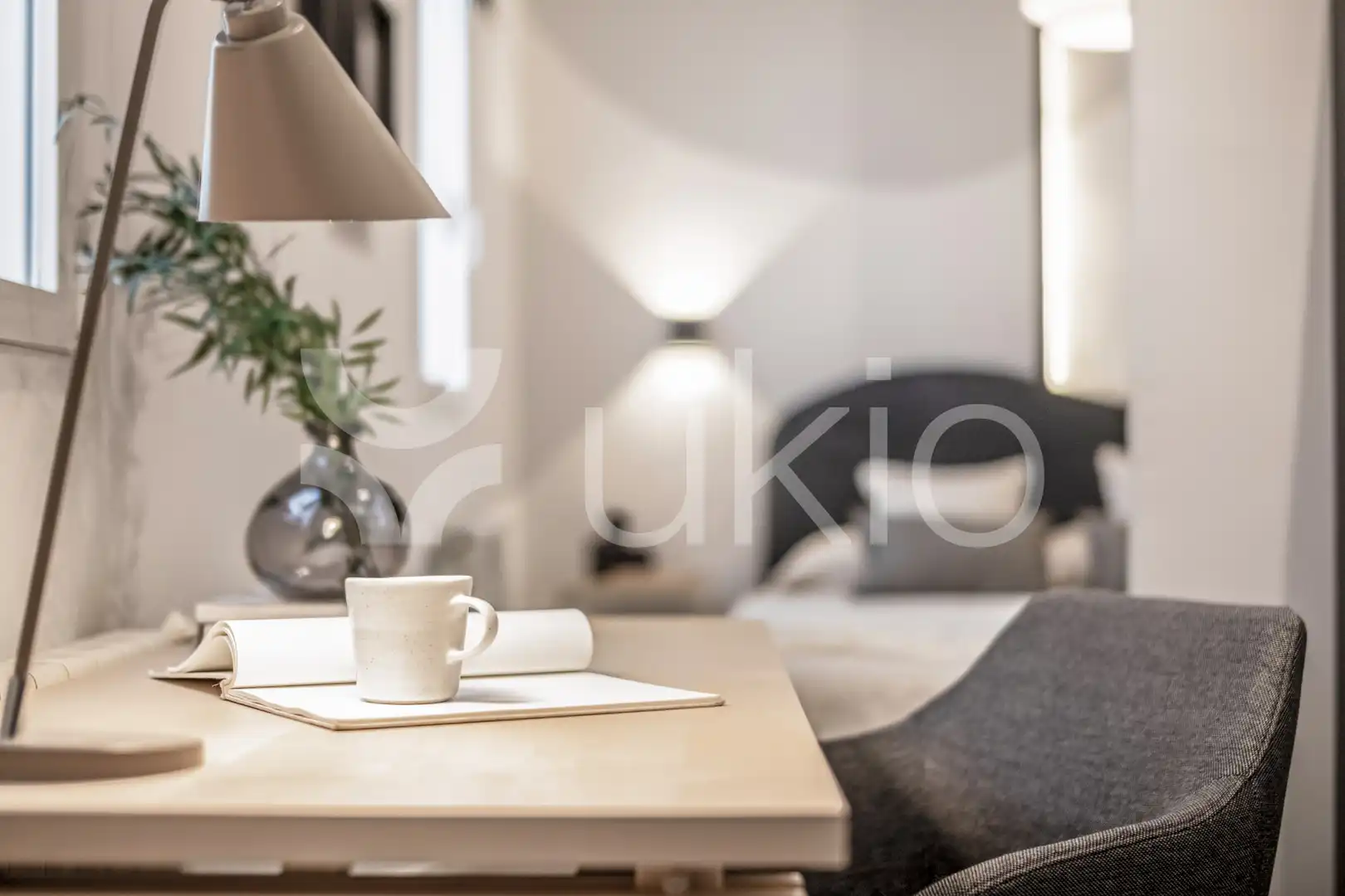 Habitación de Apartamento de alquiler en Madrid con Aire acondicionado, Calefacción y Amueblado