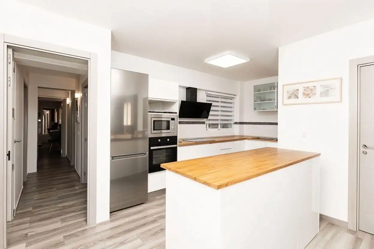 Kitchen of Flat for sale in  Palma de Mallorca  with Air Conditioner, Parquet flooring and Oven