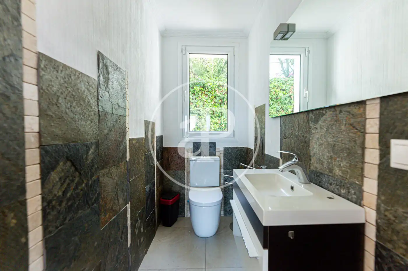 Baño de Piso de alquiler en Calvià con Aire acondicionado, Calefacción y Jardín privado