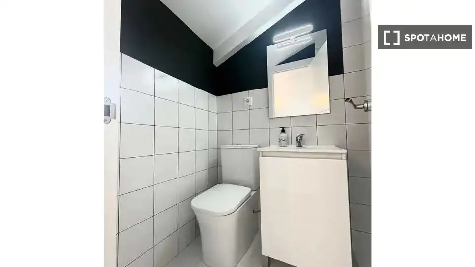 Room in Madrid, Madrid