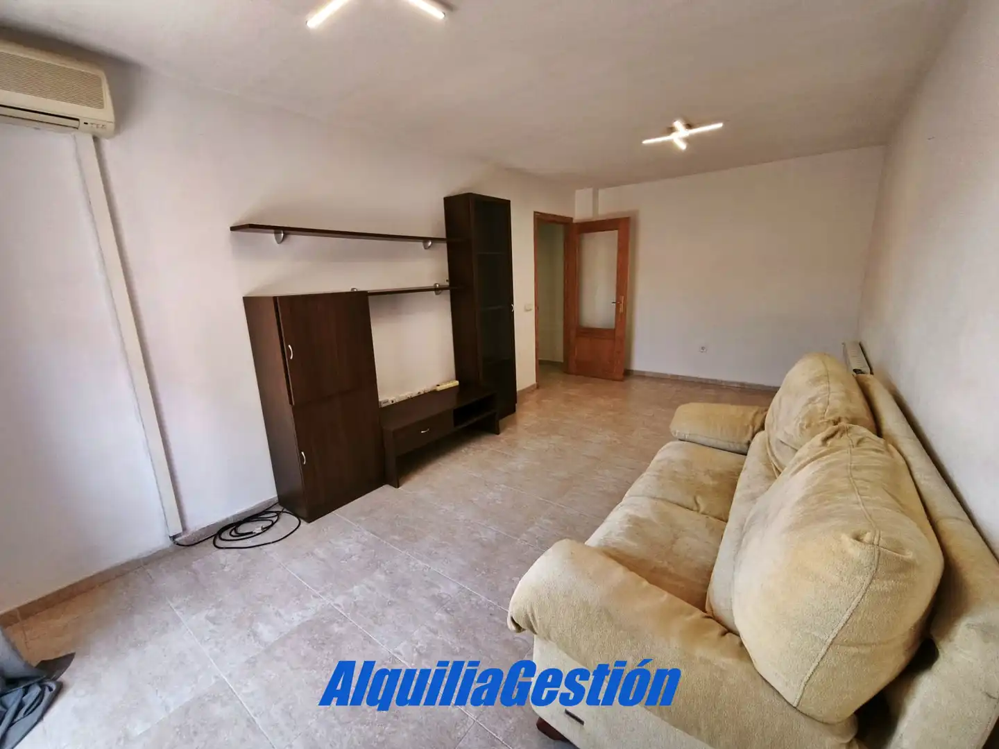 Sala de estar de Apartamento de alquiler en Alovera con Calefacción