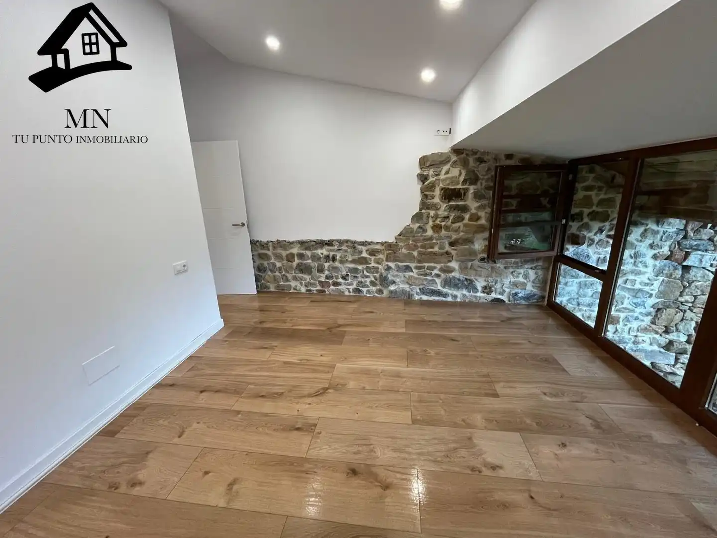 Finca rústica en venda en Villacarriedo amb Jardí privat