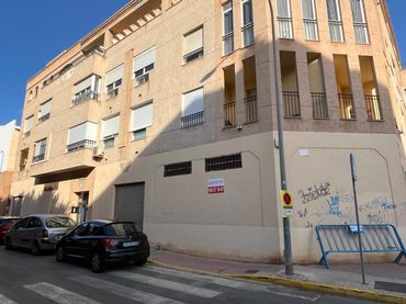 Gewerbefläche zur Miete in Calle Pablo Neruda 33