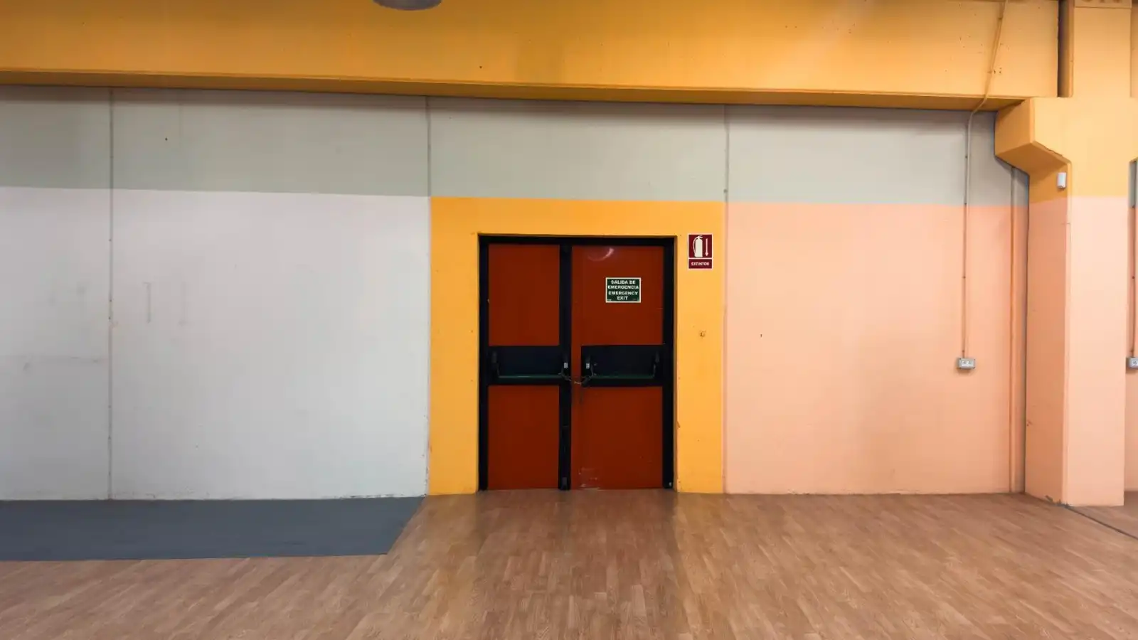 Nau industrial en venda en Benidorm amb Alarma
