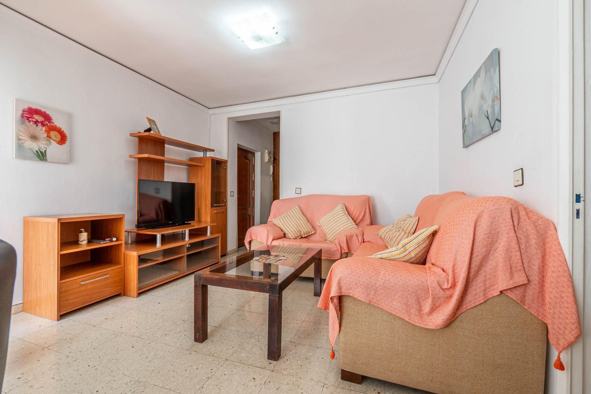 Sala d'estar de Pis en venda en  Granada Capital amb Aire condicionat, Terrassa i Balcó