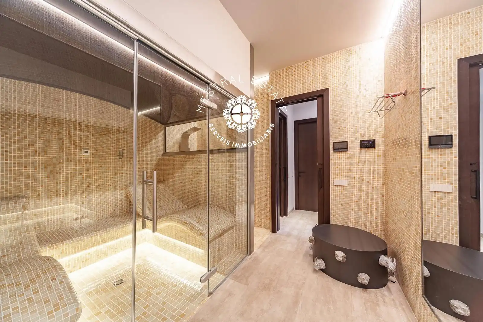 Bathroom of Houses for sale in Castelldefels  with Air Conditioner, Heating and Swimming Pool