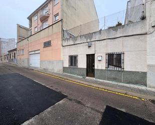 Vista exterior de Casa o xalet en venda en Salamanca Capital amb Terrassa