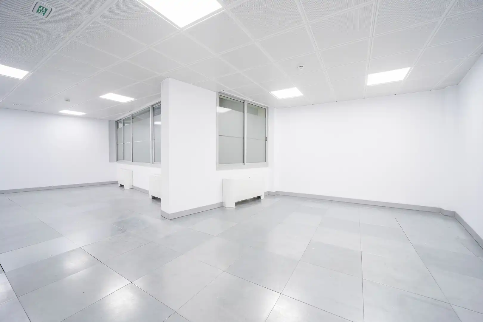 Office for rent in Madrid  with Air Conditioner and Heating