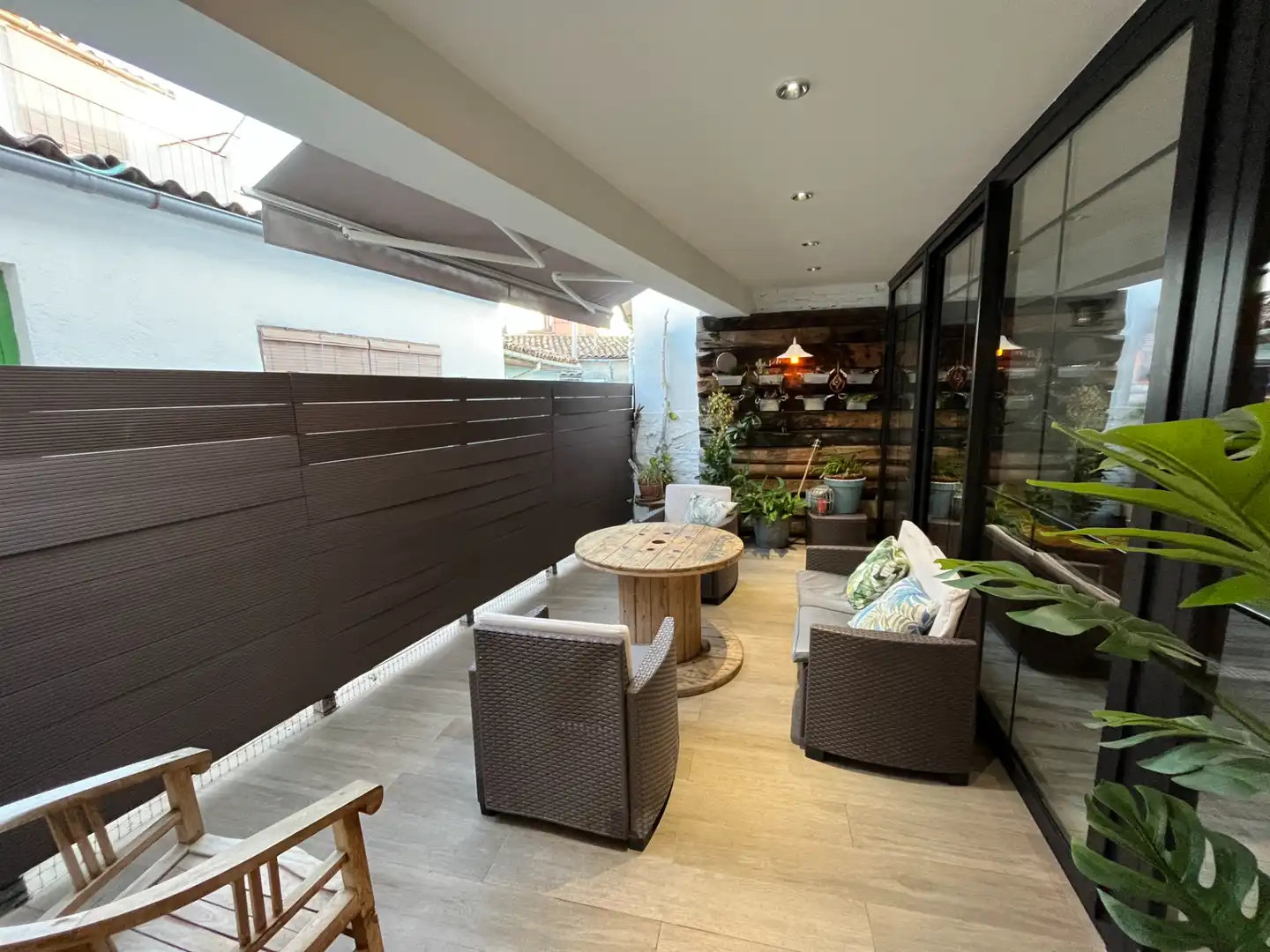 Terraza de Casa adosada en venta en Manlleu con Calefacción, Jardín privado y Parquet